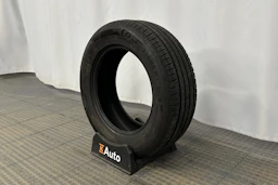 harmaa Toyota RAV4 2021 kuva 10.