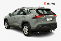 vihreä Toyota RAV4 2021 kuva 2.