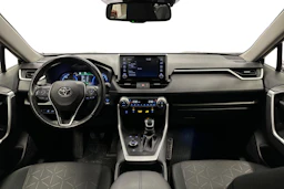 musta Toyota RAV4 2021 kuva 7.