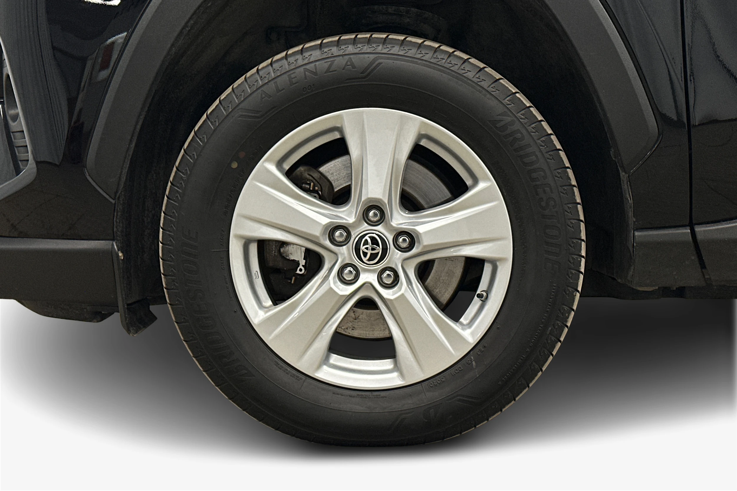 musta Toyota RAV4 2021 kuva 9.