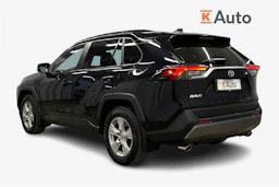 musta Toyota RAV4 2021 kuva 2.
