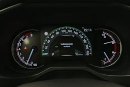 musta Toyota RAV4 2021 kuva 15.
