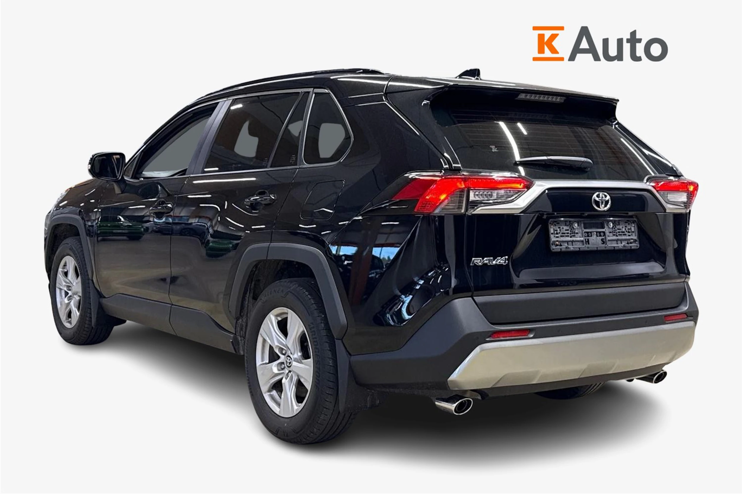 musta Toyota RAV4 2022 kuva 2.