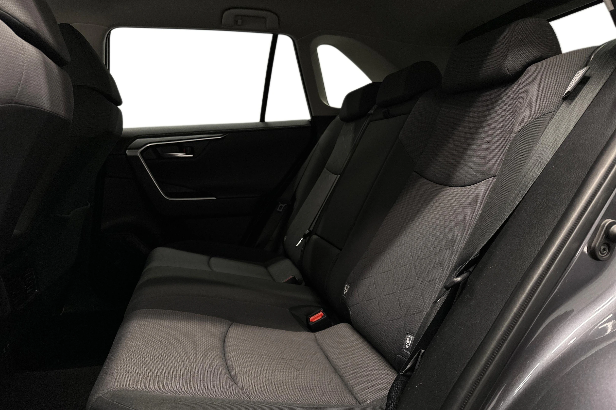 harmaa Toyota RAV4 2021 kuva 11.