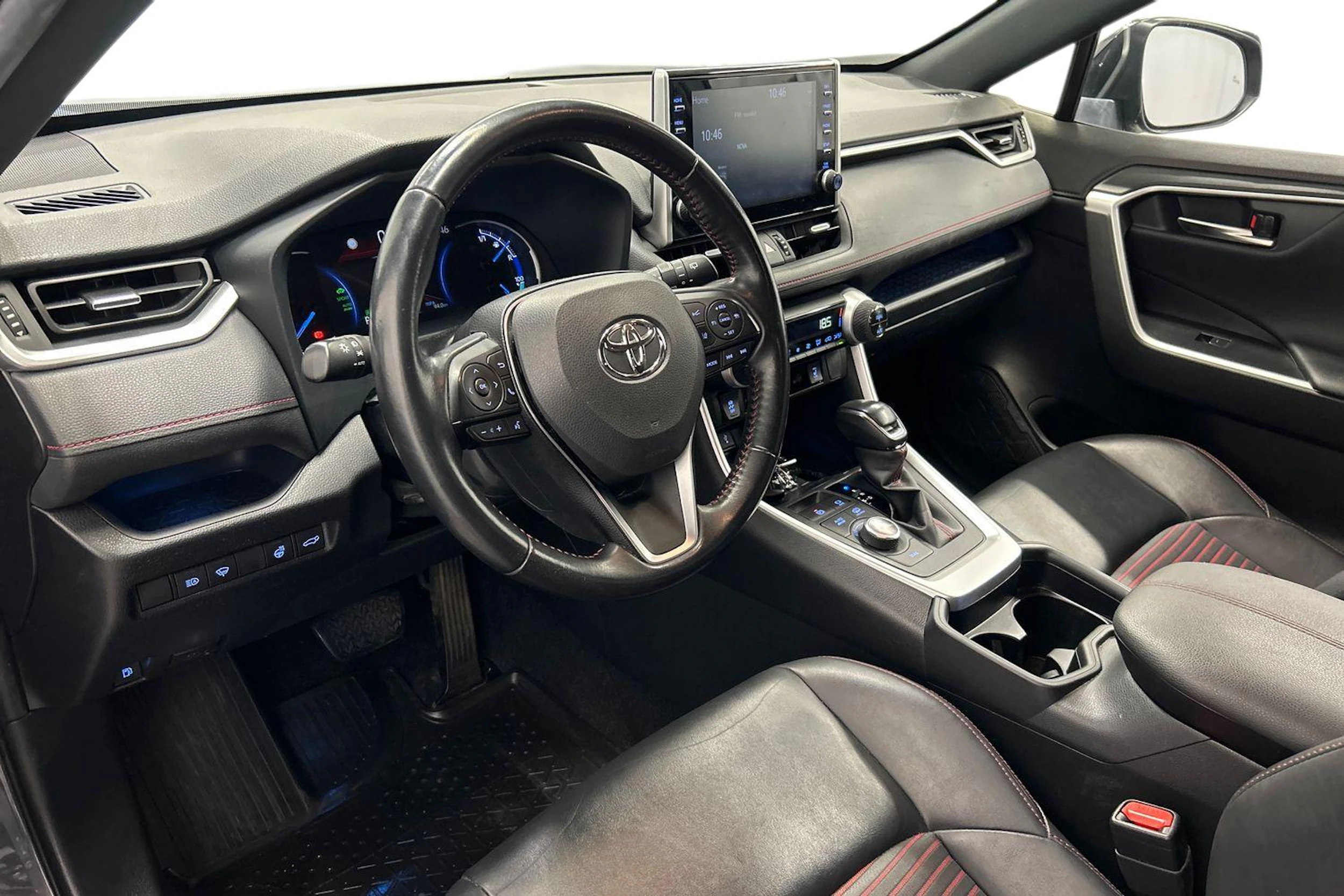 harmaa Toyota RAV4 Plug-in 2021 kuva 8.