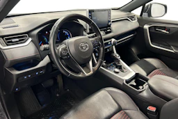 harmaa Toyota RAV4 Plug-in 2021 kuva 8.