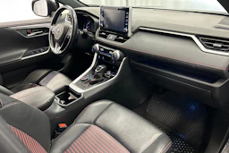 harmaa Toyota RAV4 Plug-in 2021 kuva 15.