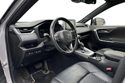 hopea Toyota RAV4 2021 kuva 3.