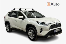 valkoinen Toyota RAV4 2021 kuva 1.