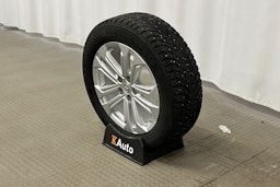 musta Toyota RAV4 2021 kuva 13.