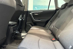 Sininen Toyota RAV4 2021 kuva 14.