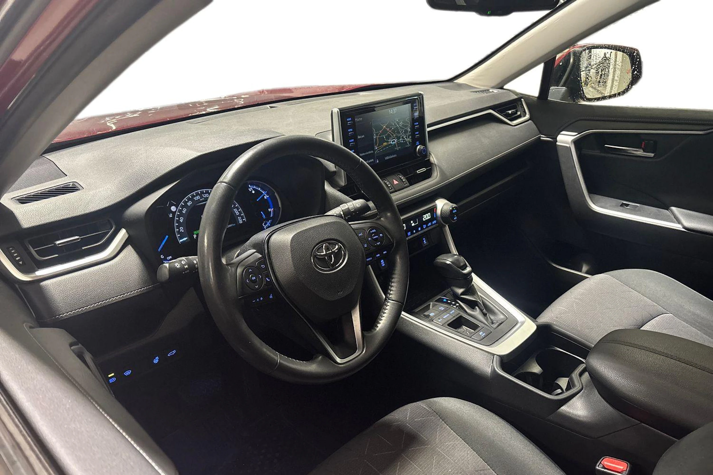 punainen Toyota RAV4 2021 kuva 3.