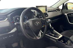 musta Toyota RAV4 2021 kuva 3.