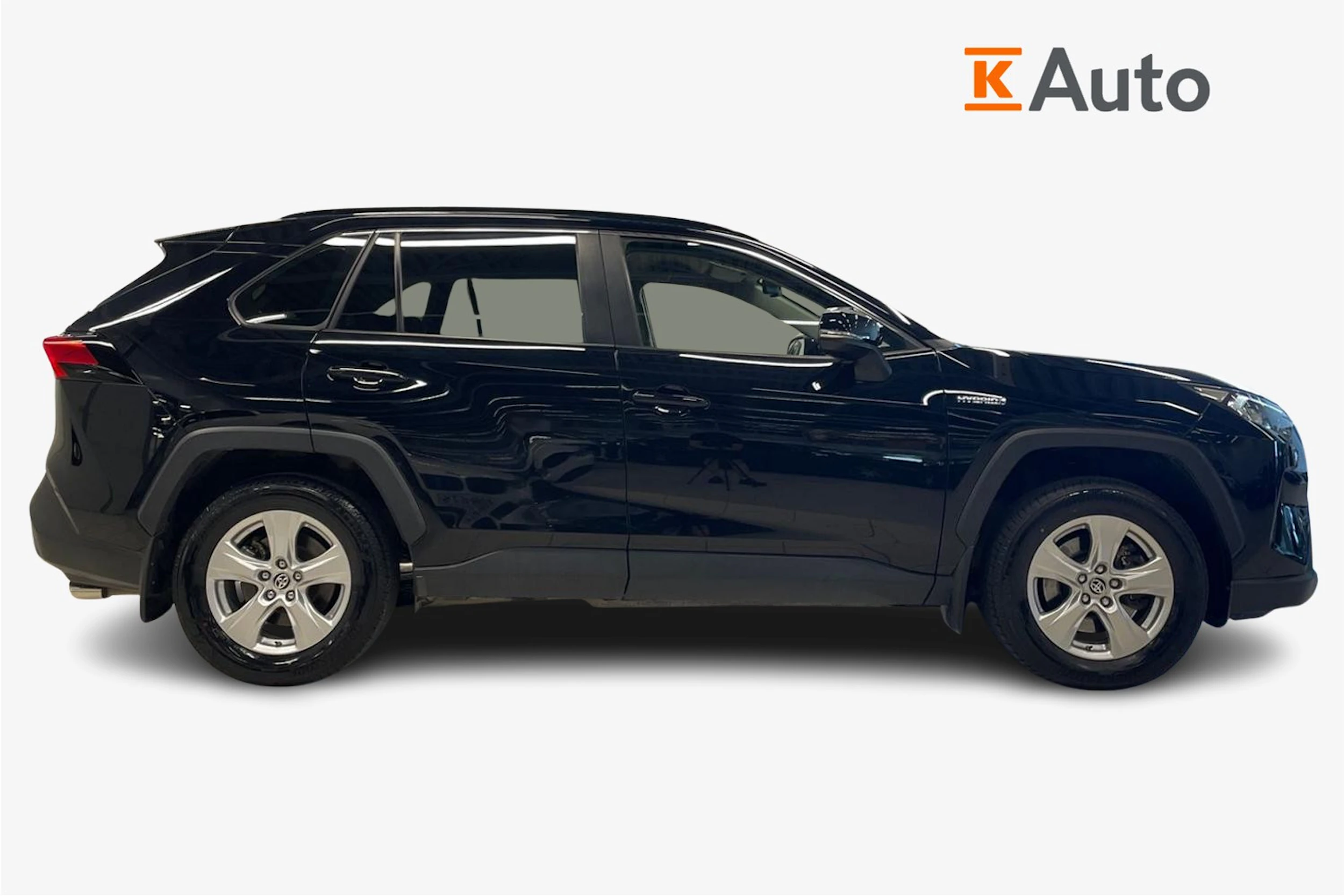 Musta Toyota RAV4 2021 kuva 5.