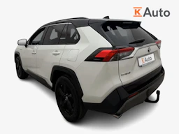 valkoinen Toyota RAV4 2022 kuva 3.