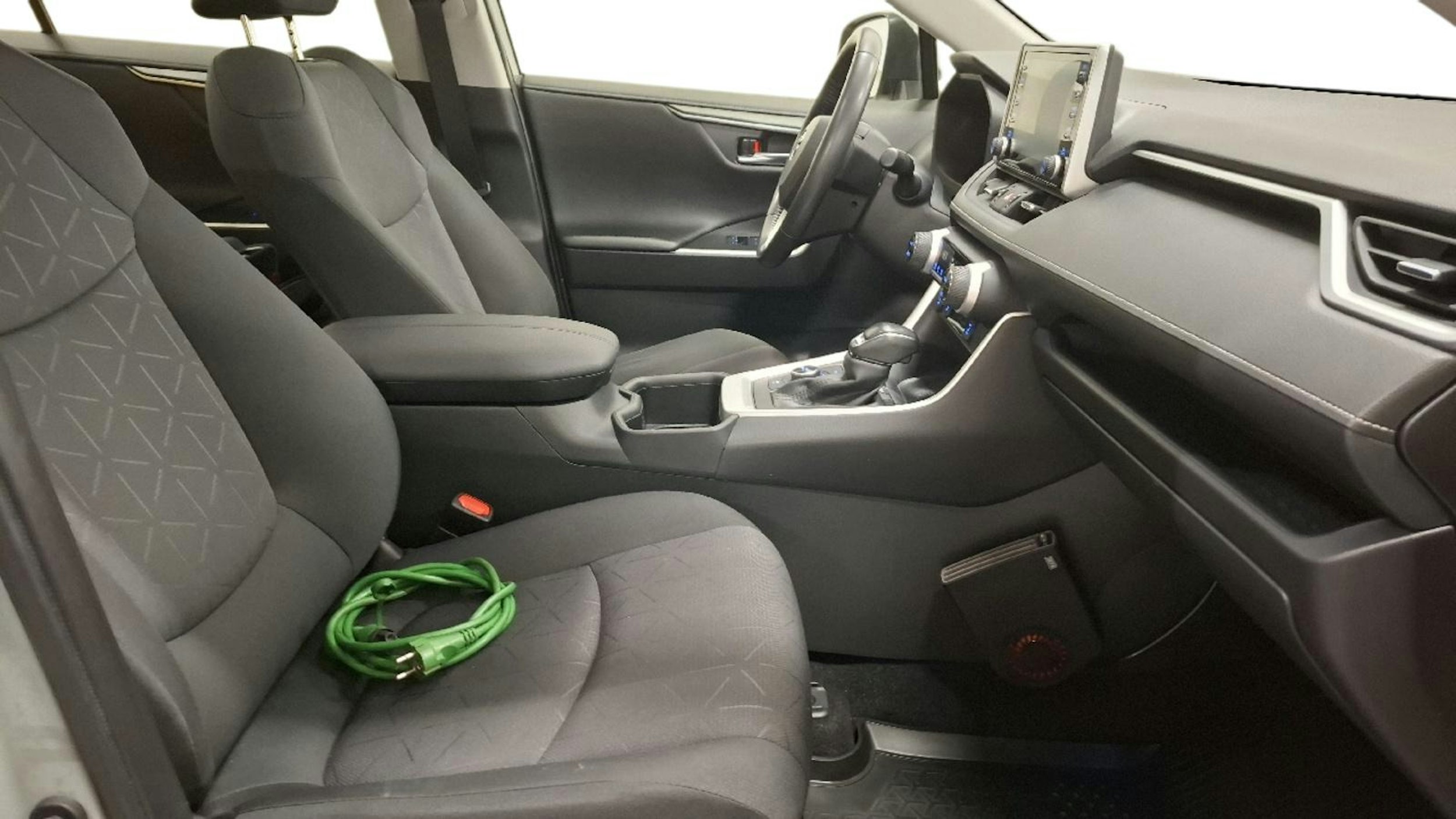 Toyota RAV4 2022 kuva 4.