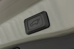 Toyota RAV4 2022 kuva 12.