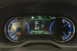 Toyota RAV4 2022 kuva 17.