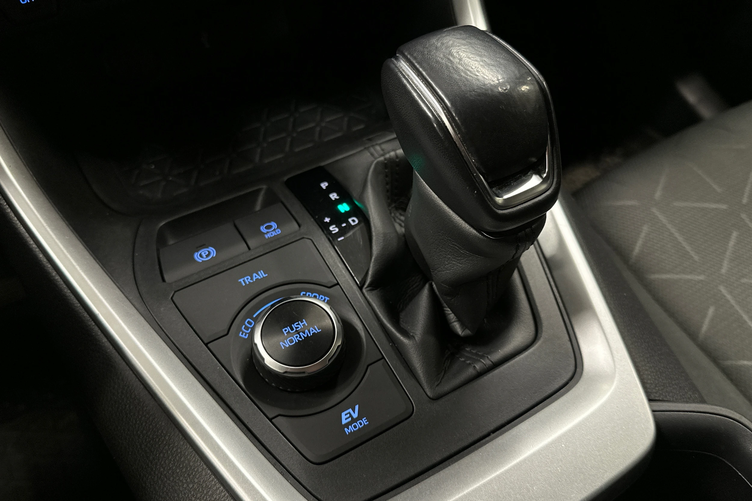 Toyota RAV4 2022 kuva 21.