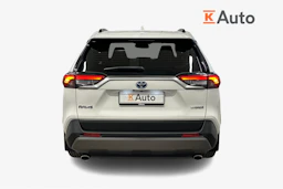 valkoinen Toyota RAV4 2022 kuva 3.