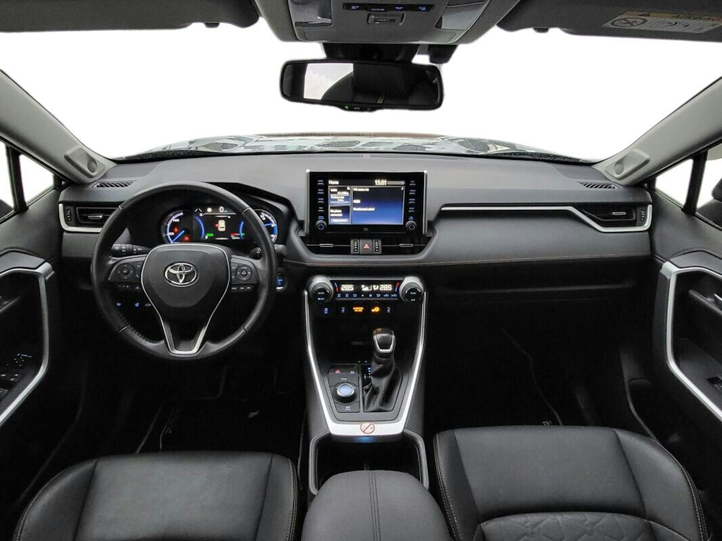 harmaa Toyota RAV4 2022 kuva 5.