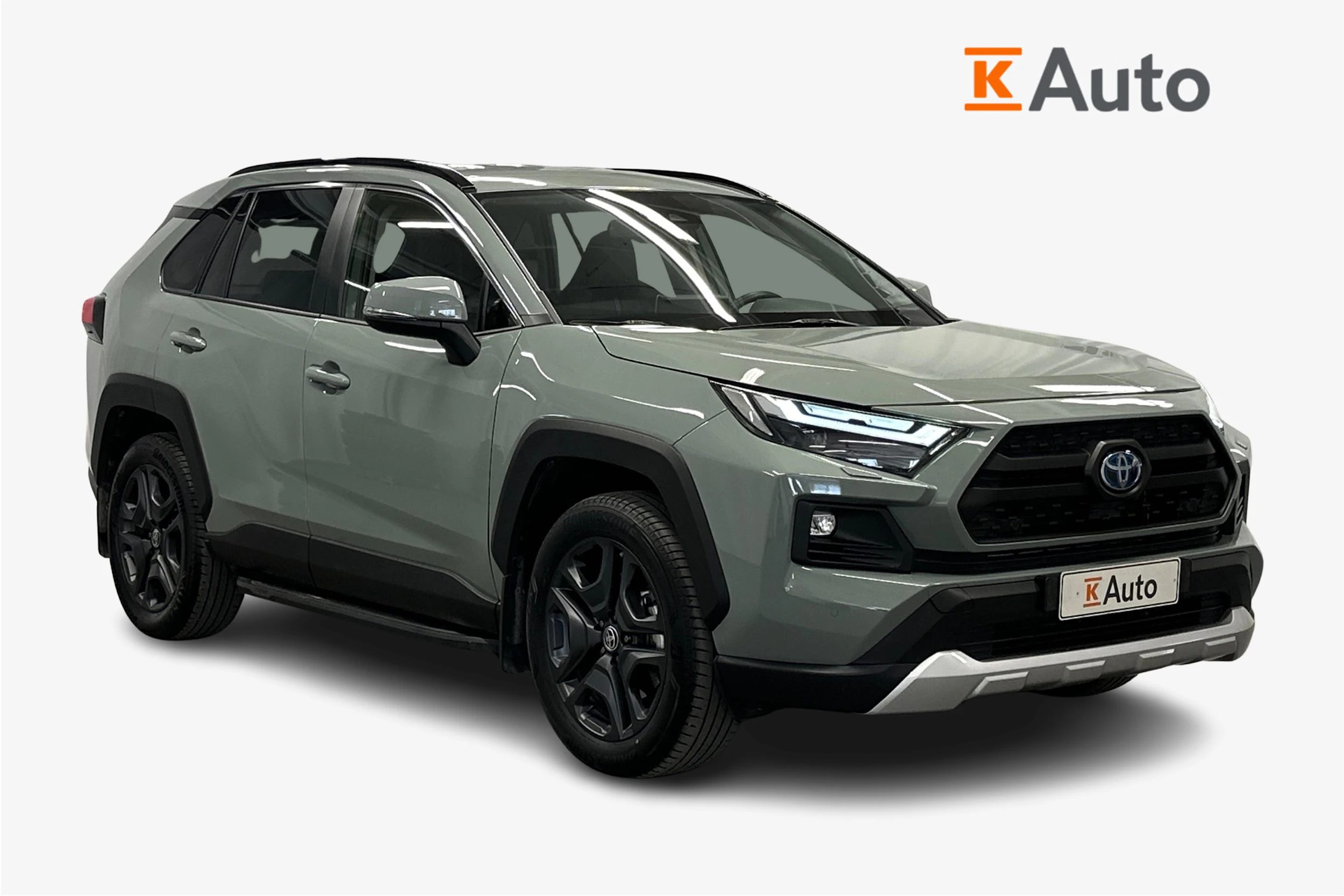 harmaa Toyota RAV4 2022 kuva 1.