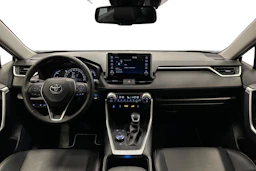 harmaa Toyota RAV4 2022 kuva 9.