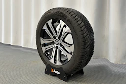 harmaa Toyota RAV4 2022 kuva 13.