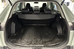 harmaa Toyota RAV4 2022 kuva 15.