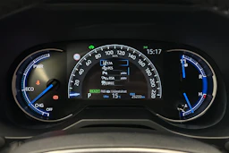 harmaa Toyota RAV4 2022 kuva 22.