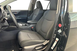 Toyota RAV4 2022 kuva 7.