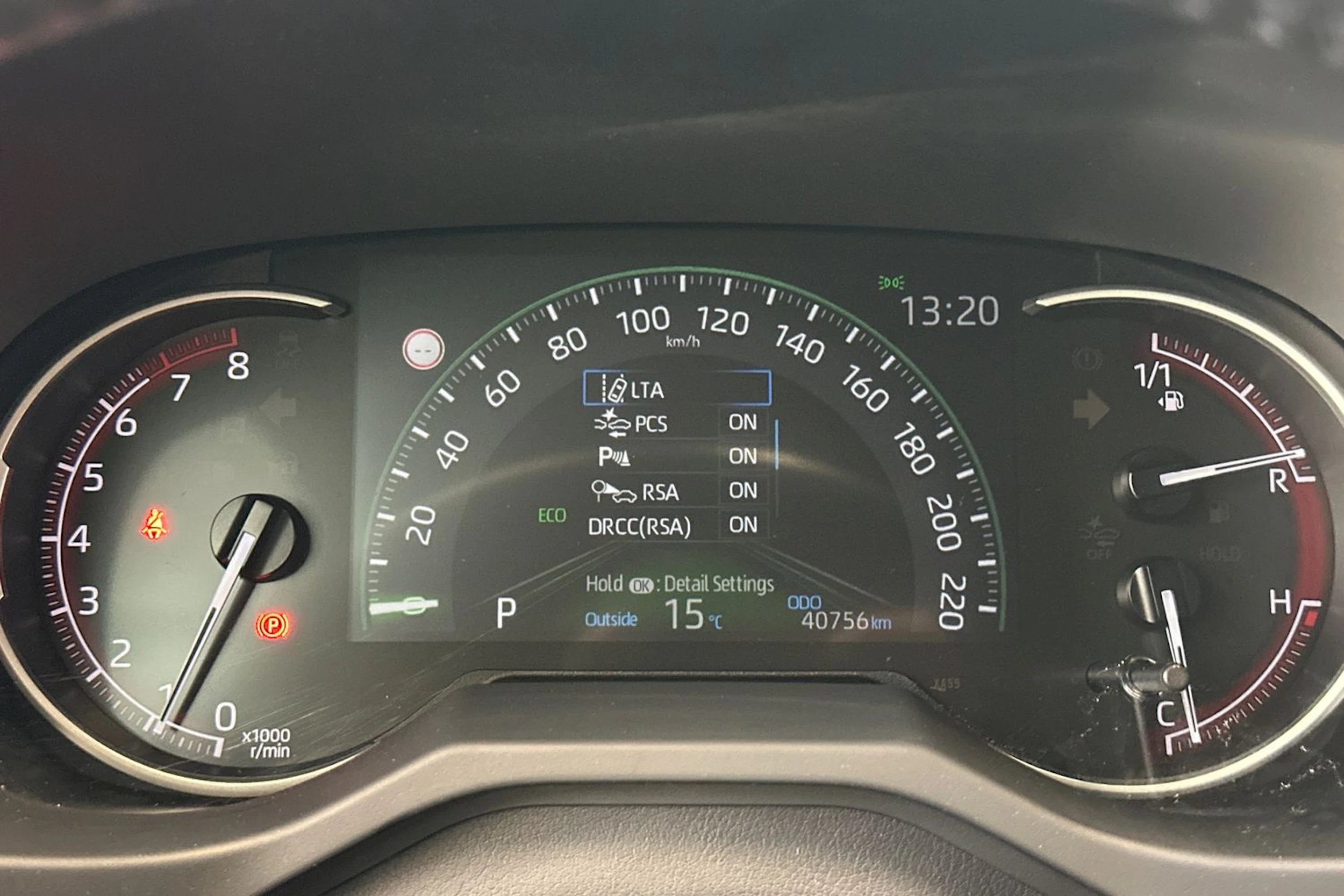 Toyota RAV4 2022 kuva 19.