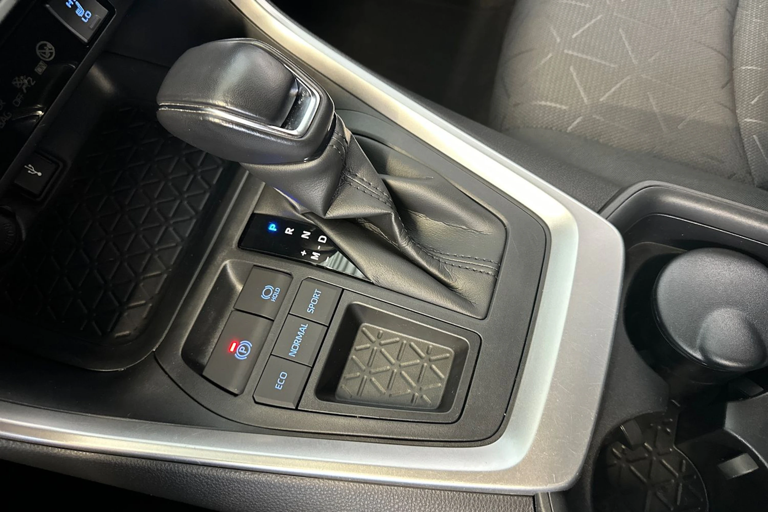 Toyota RAV4 2022 kuva 20.