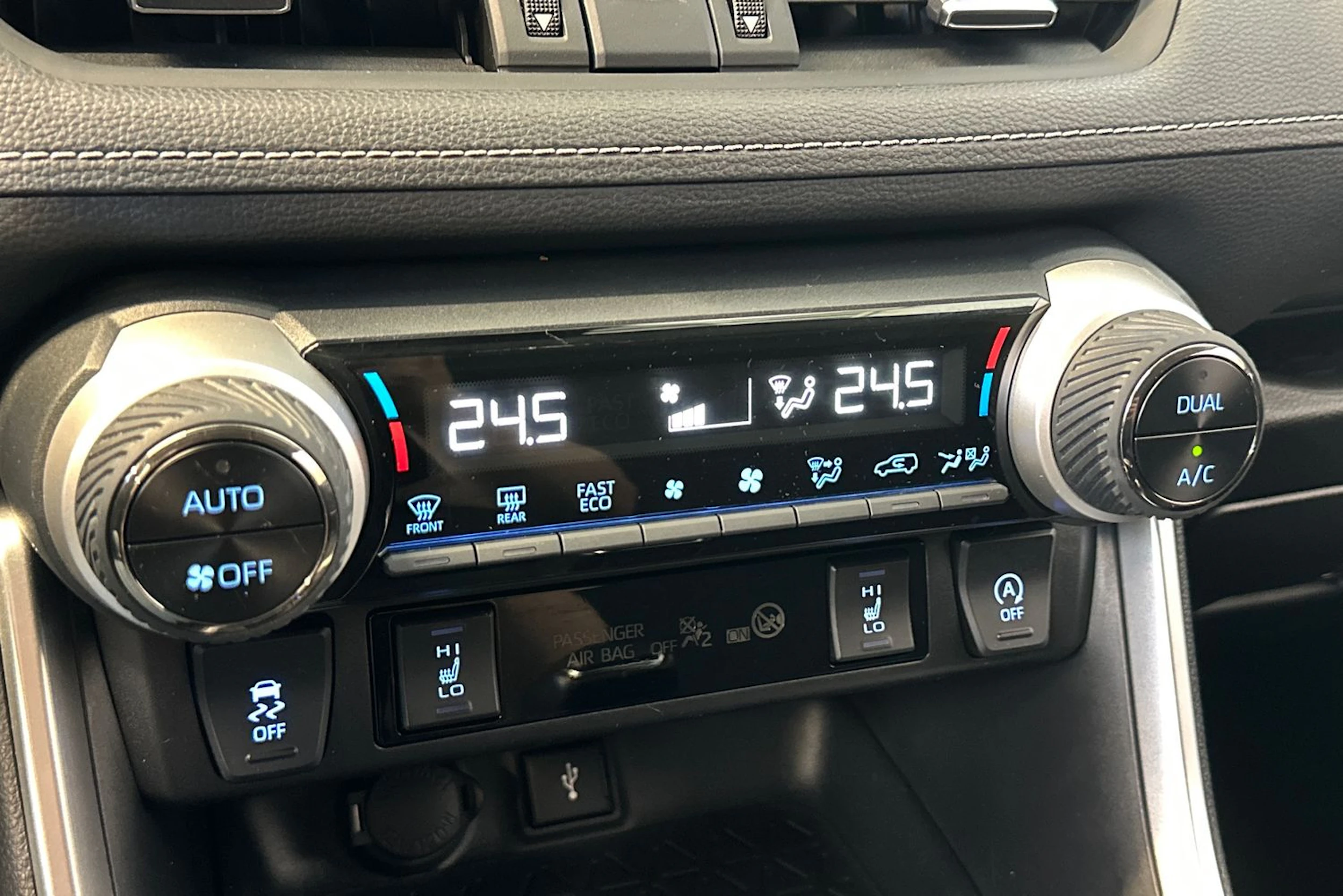 Toyota RAV4 2022 kuva 21.