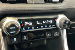 Toyota RAV4 2022 kuva 21.