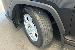 Toyota RAV4 2022 kuva 26.