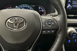 hopea Toyota RAV4 2022 kuva 16.