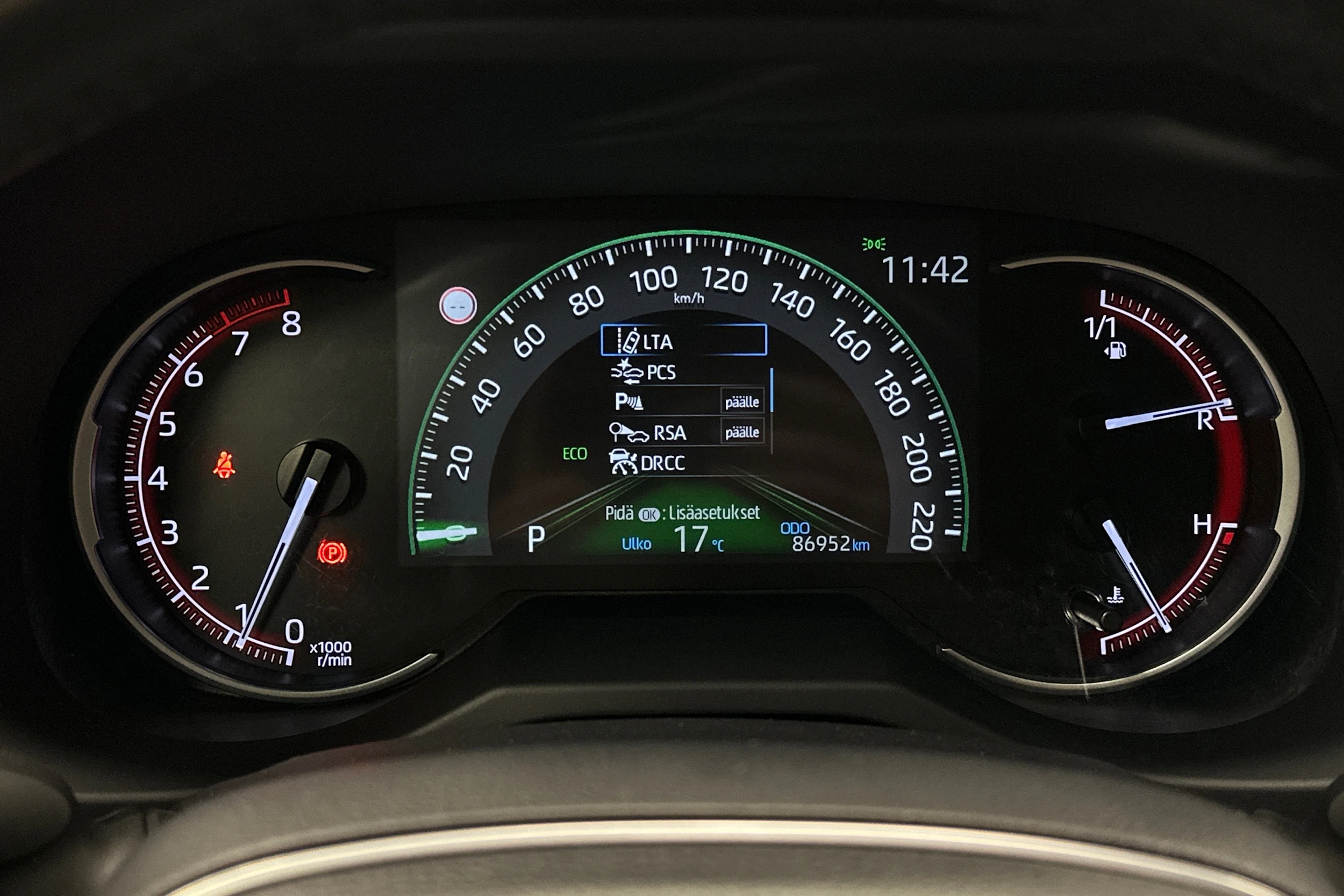 hopea Toyota RAV4 2022 kuva 17.