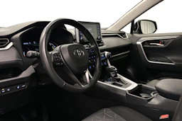 harmaa Toyota RAV4 2022 kuva 8.