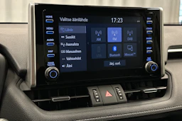 harmaa Toyota RAV4 2022 kuva 25.