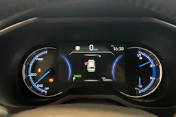 musta Toyota RAV4 2022 kuva 29.