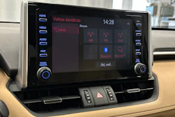 harmaa Toyota RAV4 2022 kuva 26.