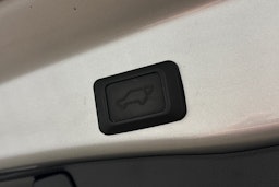 hopea Toyota RAV4 2022 kuva 12.