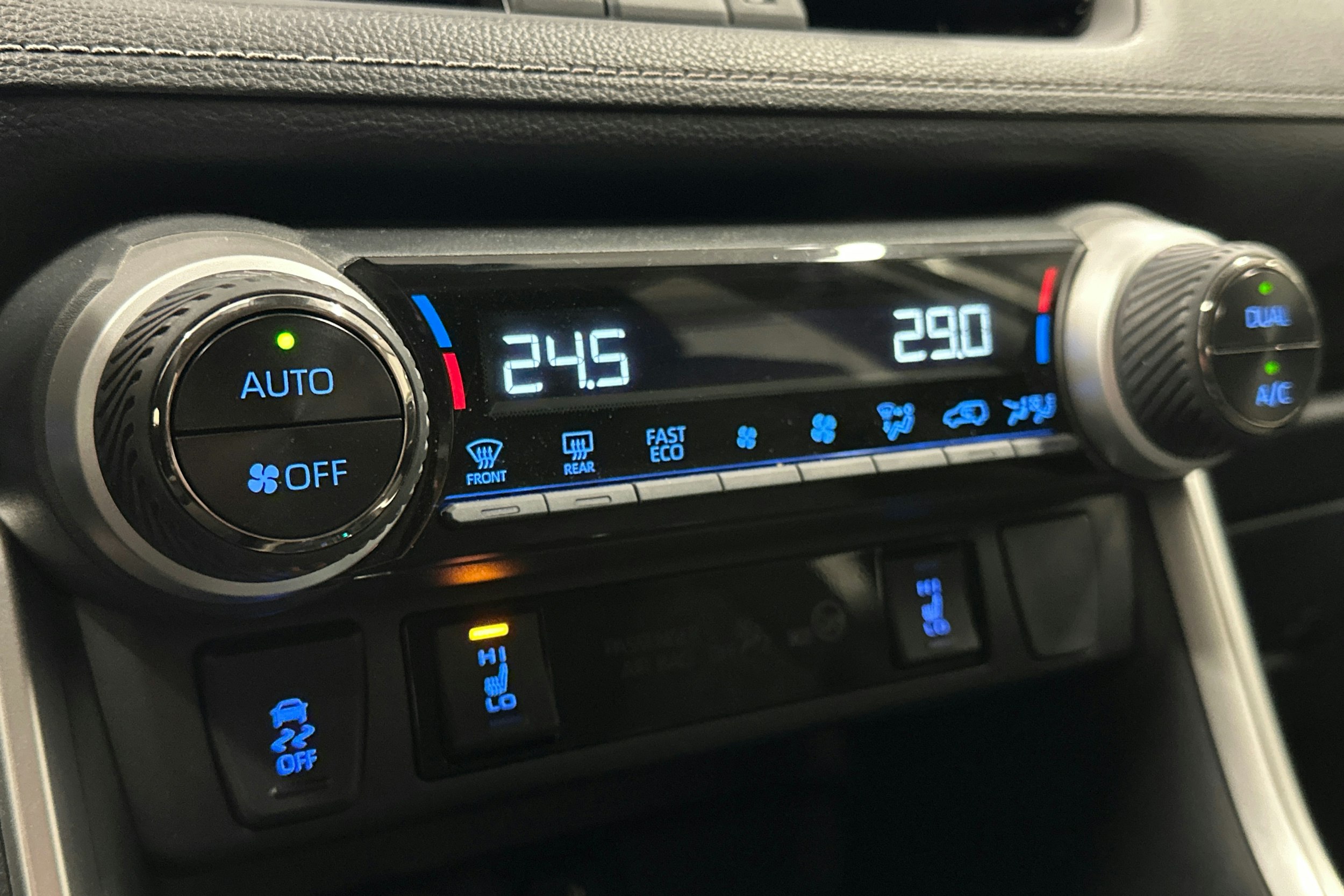 hopea Toyota RAV4 2022 kuva 20.