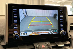 harmaa Toyota RAV4 2022 kuva 20.