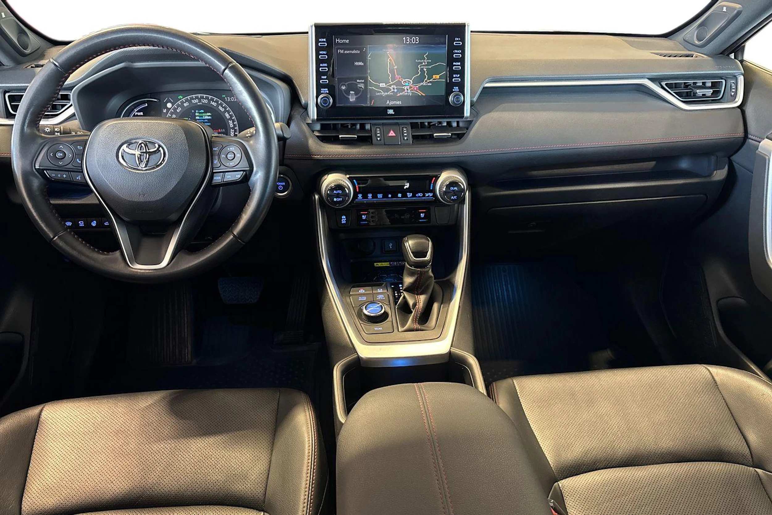 Harmaa Toyota RAV4 2022 kuva 9.