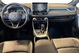Harmaa Toyota RAV4 2022 kuva 9.
