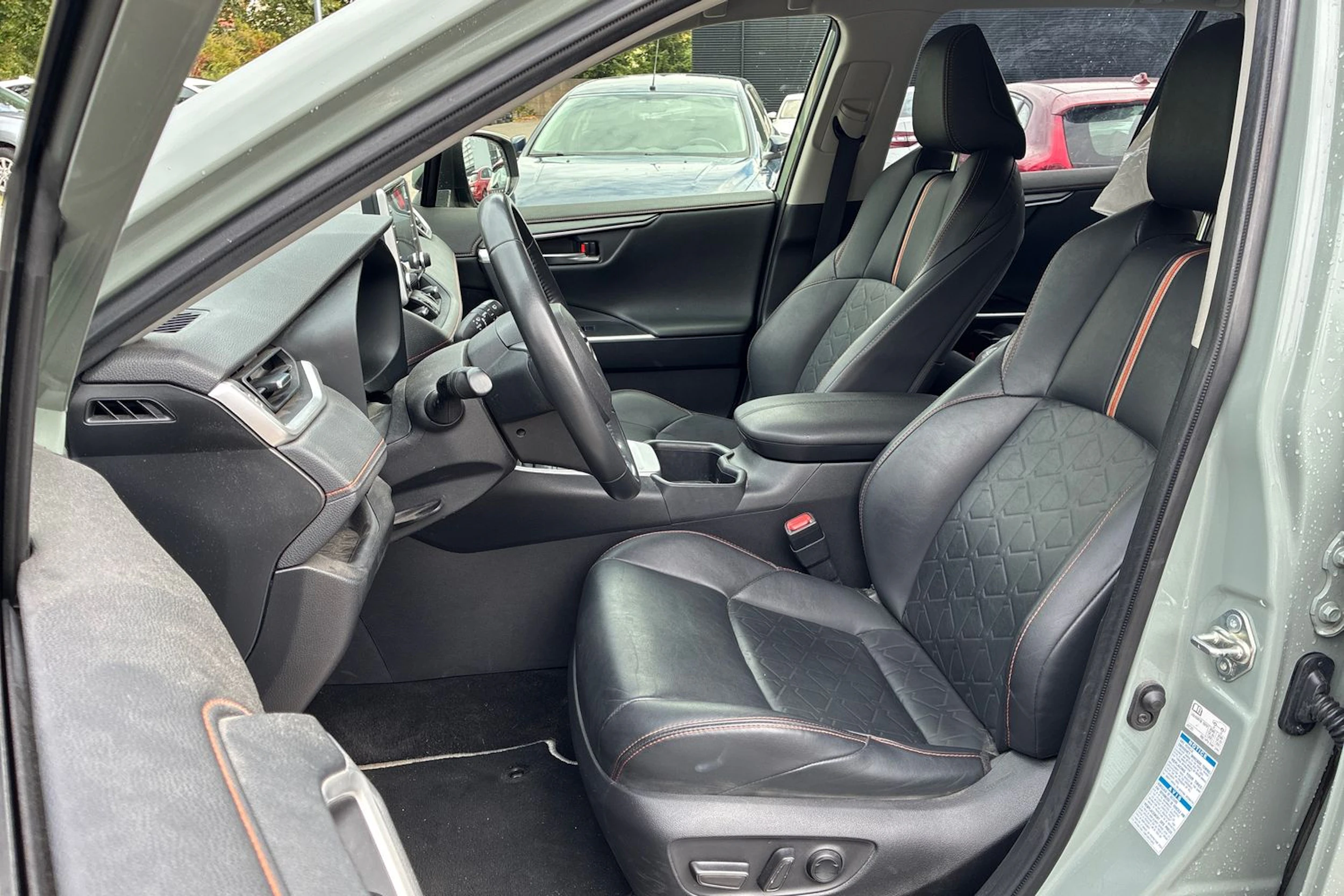 vihreä Toyota RAV4 2022 kuva 4.