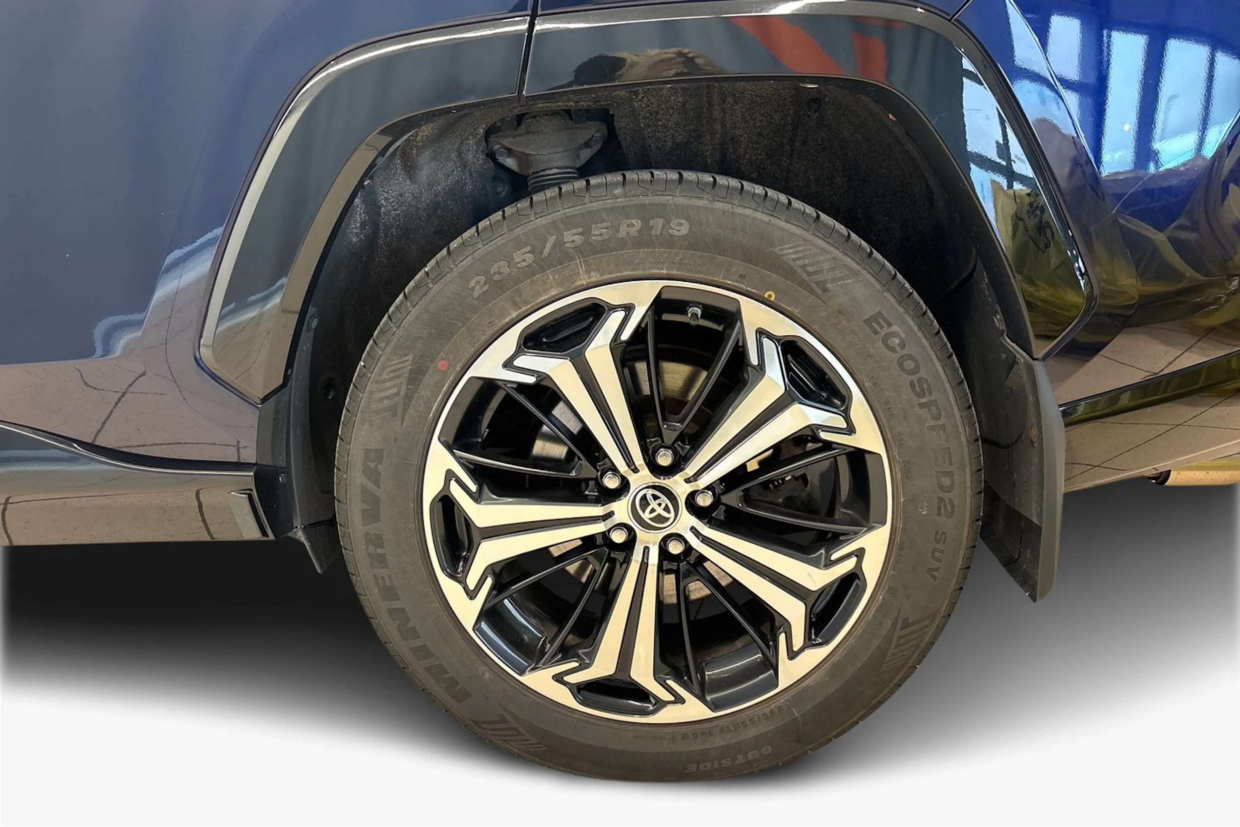 Sininen Toyota RAV4 2022 kuva 9.