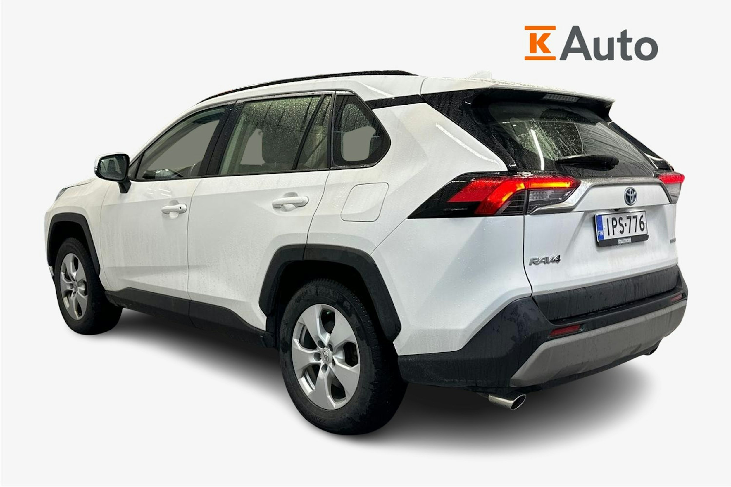 valkoinen Toyota RAV4 2022 kuva 2.